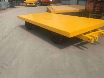 皇姑屯無(wú)動(dòng)力牽引車